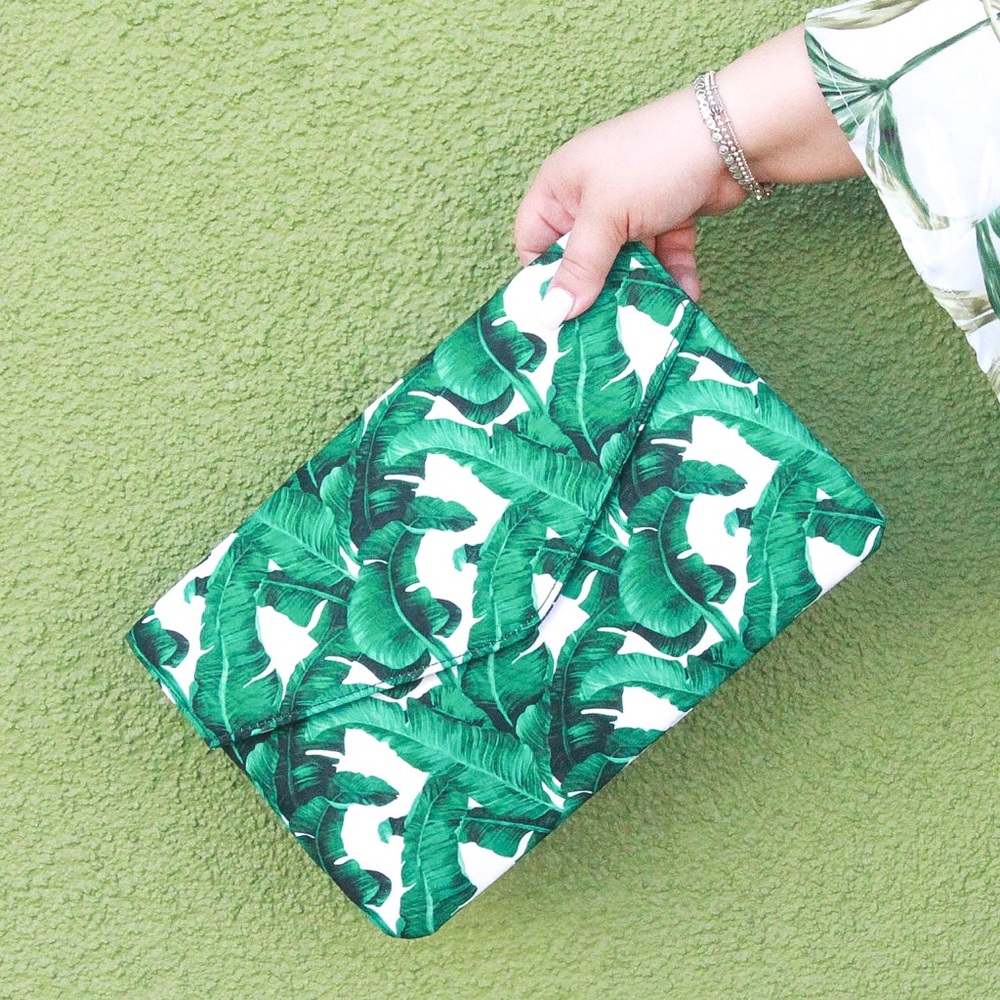 Green Leaf Print Clutch